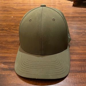 BRANDED BILLS
BARE ELITE CURVED LODEN GREEN